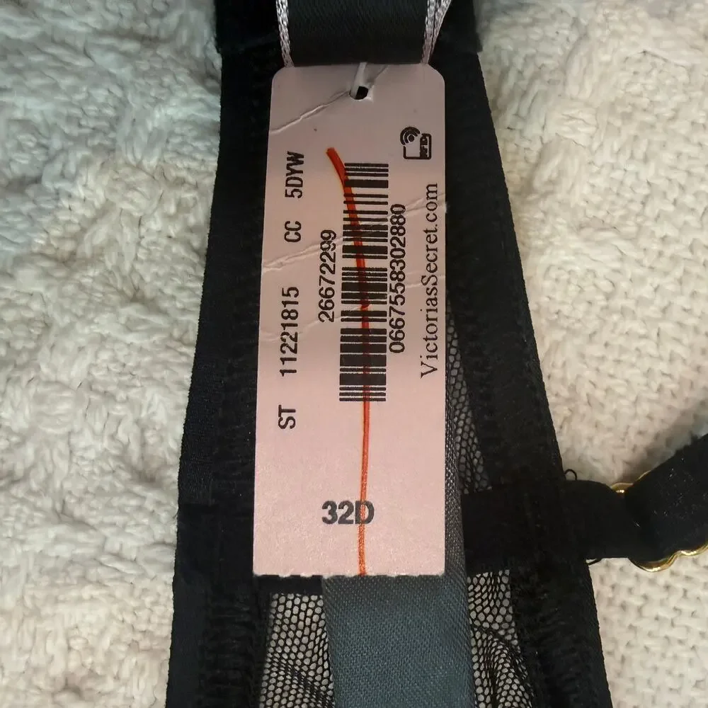 Victoria's Secret Very Sexy 32D strappy low cut demi choker bra BC3 3216